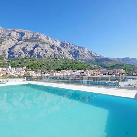 Bernard With Shared Pool