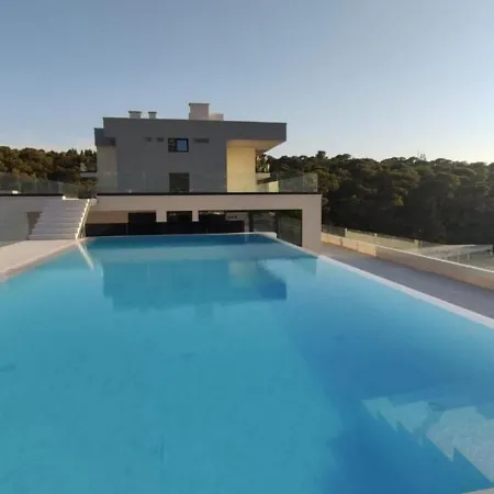 Apartment Bernard With Shared Pool *